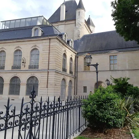 Le Verrerie : Centre Historique * Dijon